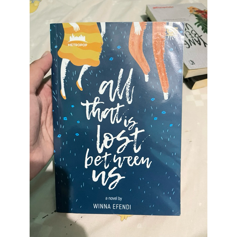 Preloved novel All that is lost between us