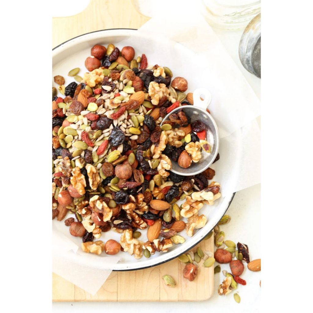 

RB Trail Mix Safiya Kemasan Jar 600 gr Berry Nuts and Seed Original Cemilan Diet Sehat