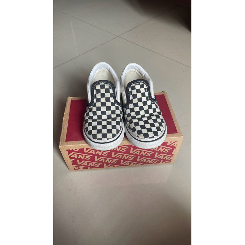 vans classic slip on KIDS (preloved)