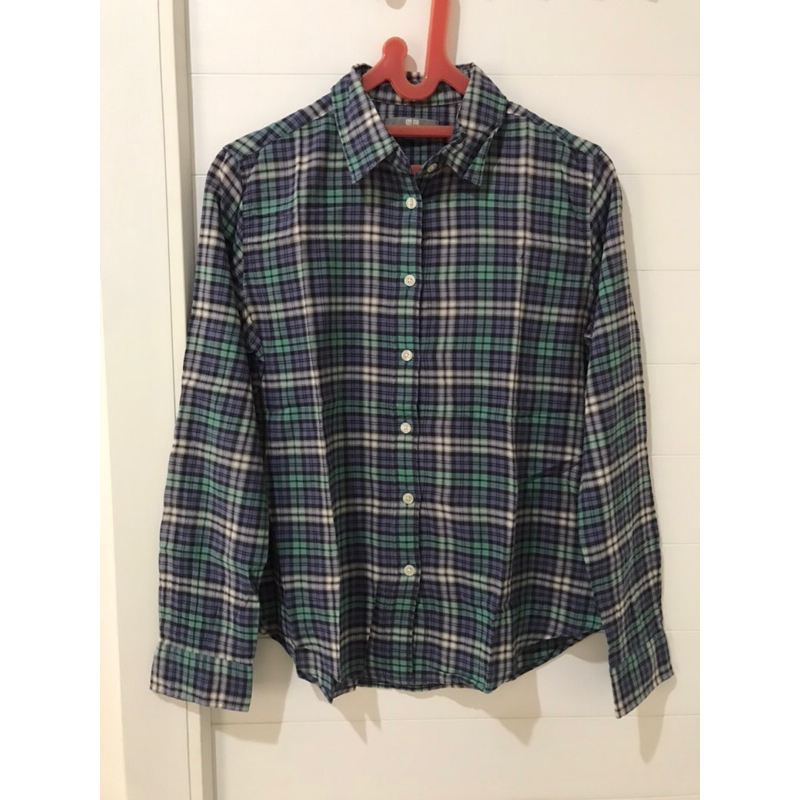 Preloved kemeja wanita Uniqlo