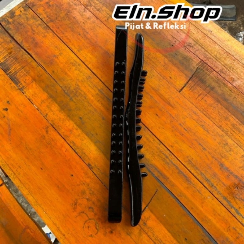 Tongkat Pijat Kayu Gua Sha Warna Hitam / Alat Pijat Refleksi Punggung Kaki Tradisional