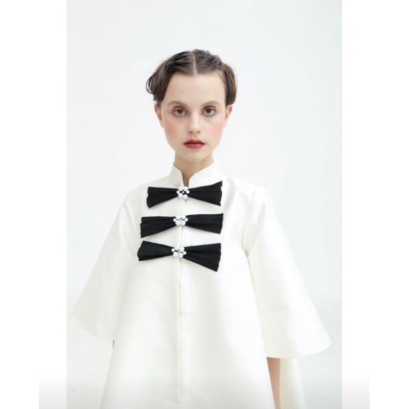 DUMA x YEFTA GUNAWAN - Roslin Top White