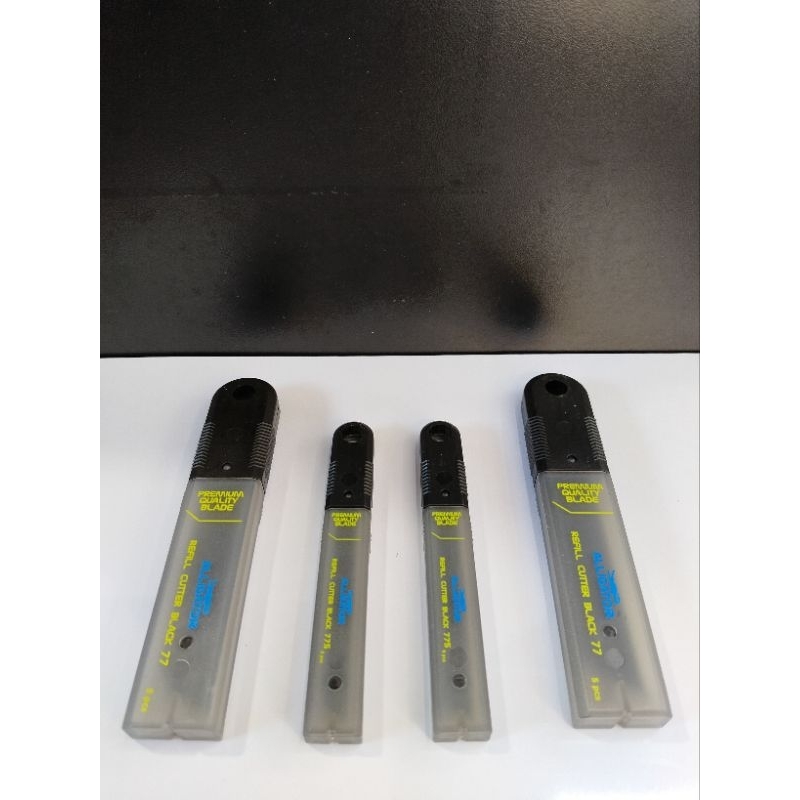 

Alligator Isi Cutter Hitam Besar & Kecil / Isi Cutter Hitam