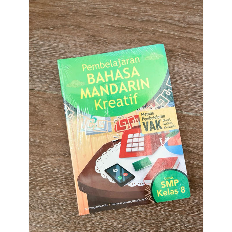 BUKU KELAS 8 Bahasa Mandarin Kreatif