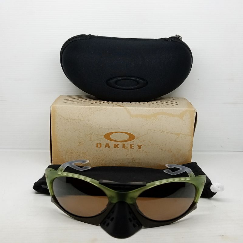 Oakley PLANTARIS OO9437-0363