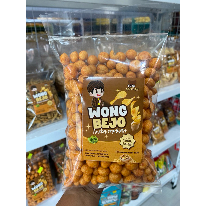 

kacang atom pedas 250 gr