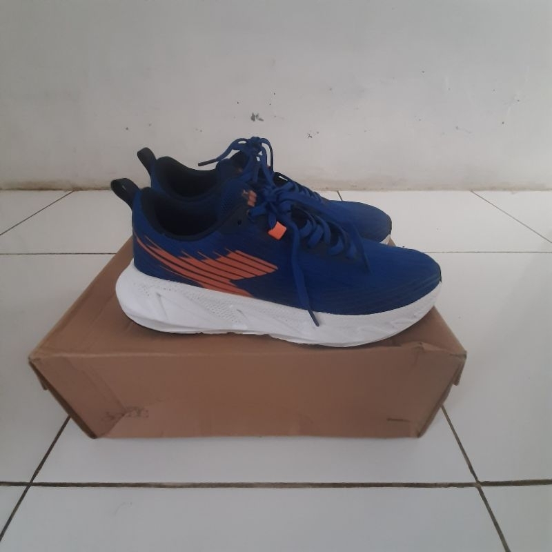 Sepatu Diadora Running Biru Pria