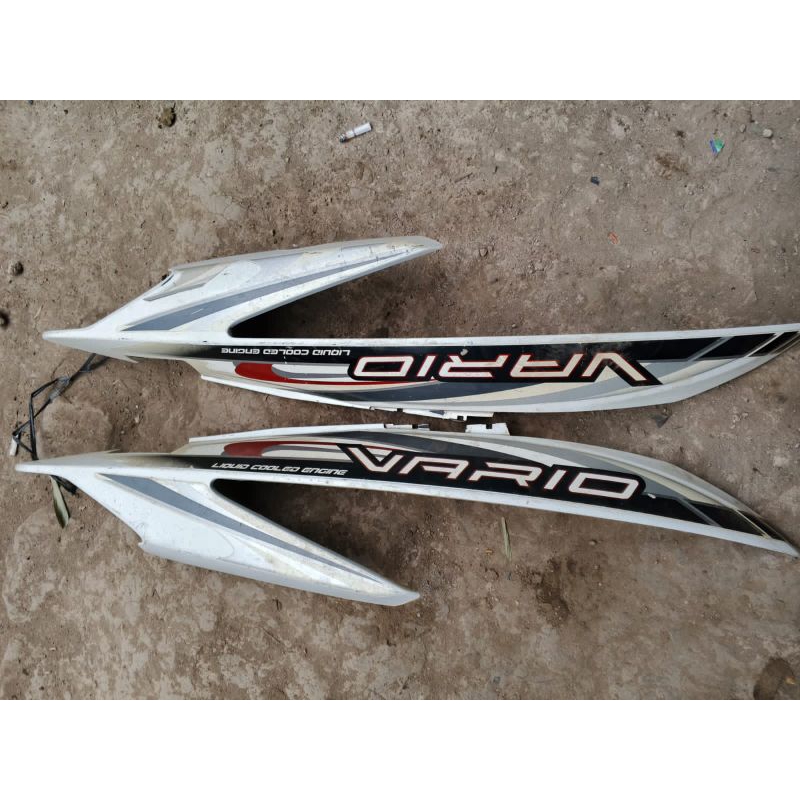 cover bodi samping vario110 karbu kanan kiri original
