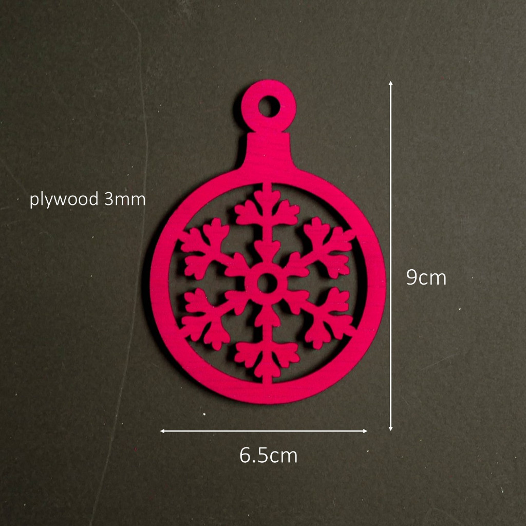 Ornamen Natal Snowflake Merah Elegan – Hiasan Pohon Natal dari Kayu Triplek 3mm, Motif Artistik, Coc