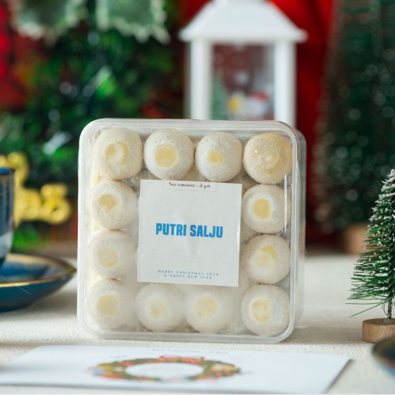 

Kue Kering Putri Salju Premium | Parcel Natal | Hampers Natal | Christmas | Giftbox Gift Hadiah Souvenir