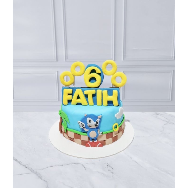 

pesanan cake sonic full fondant