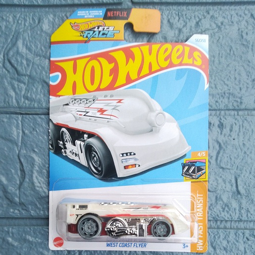 Hot Wheels Race West Coast Flyer_white