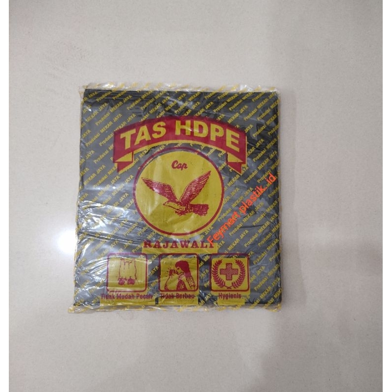 kresek rajawali hitam kecil