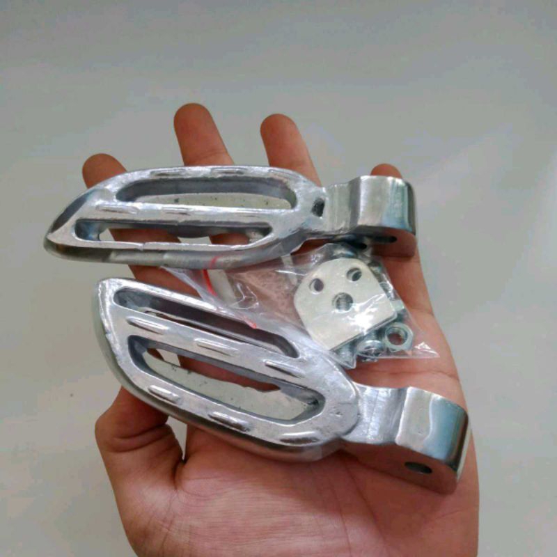 Footstep Pijakan Kaki Belakang Scoopy 2021 Satu set