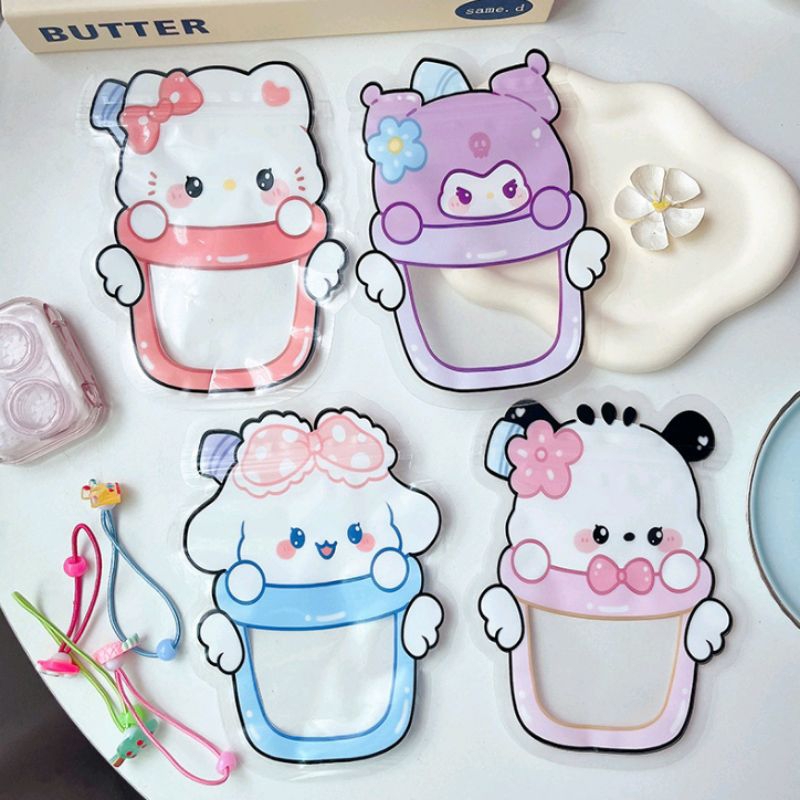 

Pouch Travel Portable / Plastik Goodie Bag Anak / Tempat Penyimpanan Aksesoris Lucu / Plastik Ziplock Motif Karakter PLASTIK BINGKISAN ANAK ULANG TAHUN / AKSESORIS / PLASTIK ZIPLOCK / PLASTIK GOODIE BAG ANAK LUCU ISI 5PCS ZIPPER STRAP MOTIF SANRIO KARTUN