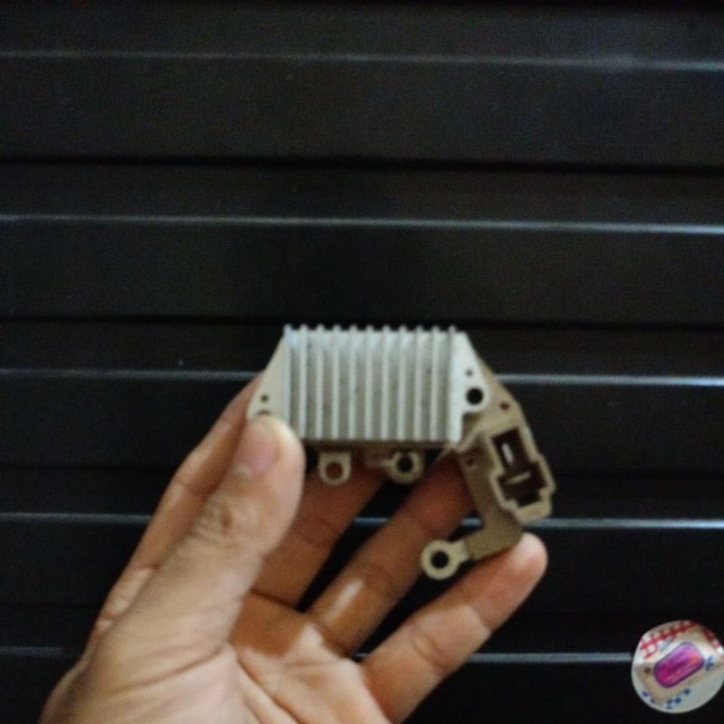IC alternator soket T carry 1.0 avanza,xenia
