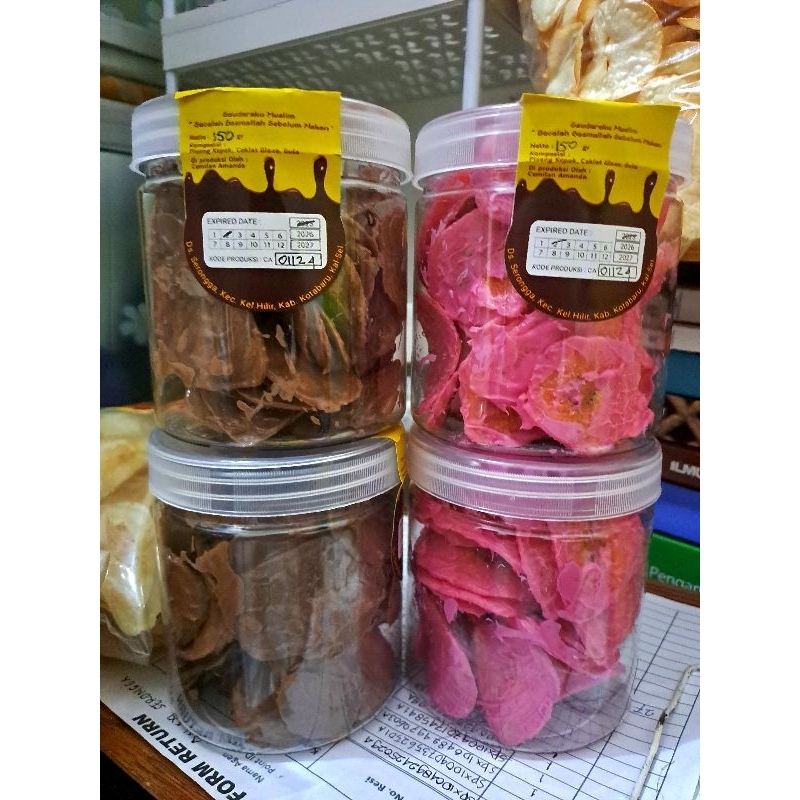 

Keripik pisang coklat lumer galaxi rasa strowberry