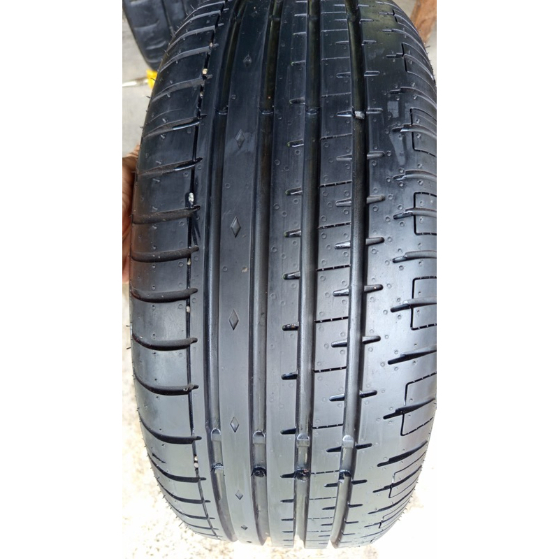 Ban R15.195/50 acelera