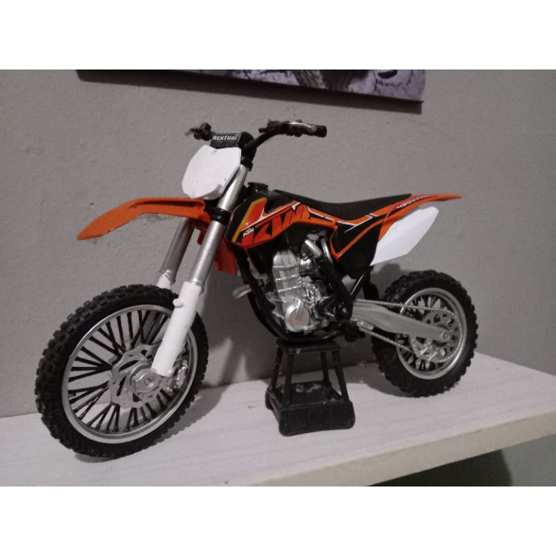 miniatur trail ktm 450