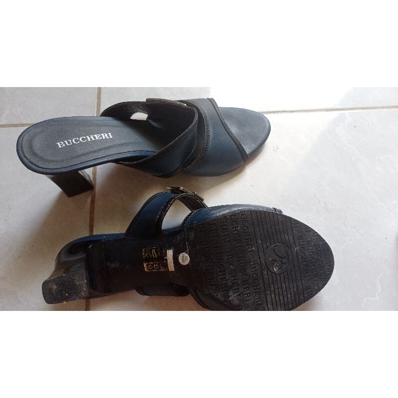 [Preloved] Sepatu Hak Tinggi Buccheri / Heels Buccheri