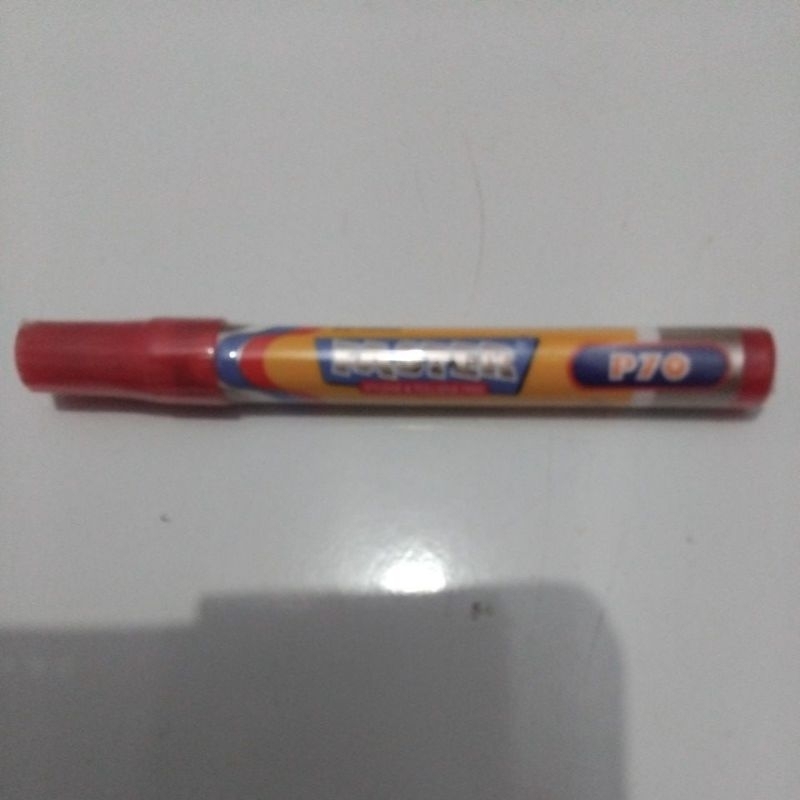 

SPIDOL PERMANENT MARKER / SPIDOL TIDAK BISA DIHAPUS MERK FASTER TYPE P70 WARNA MERAH, BIRU DAN HITAM