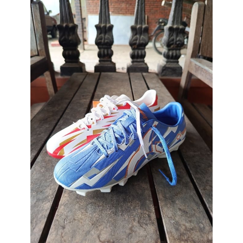 SEPATU BOLA ORTUSEIGHT SIZE 39 ORIGINAL