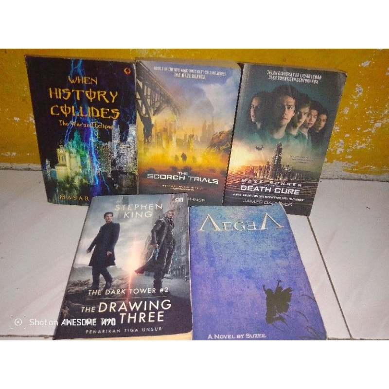 buku novel genre fiksi ilmiah
