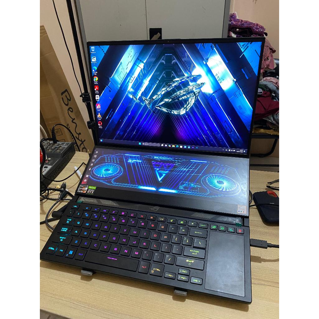 ASUS ROG ZEPHYRUS DUO 16 GX650RX RYZEN 9