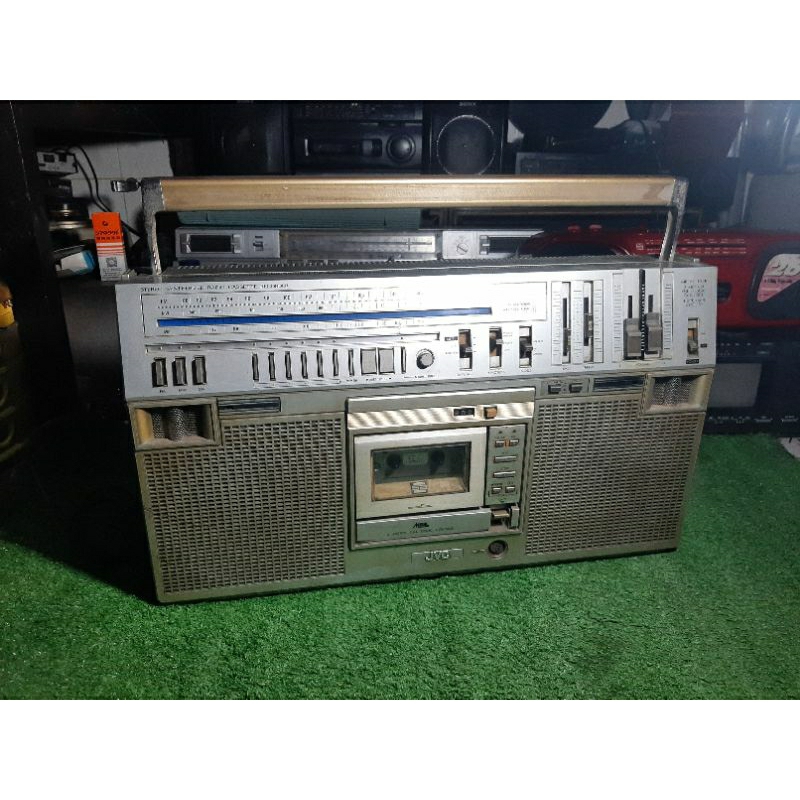 VINTAGE BOOMBOX JVC RC-M80R JAPAN 2ND UTUH KONDISI OFF BAHAN RESTORASI
