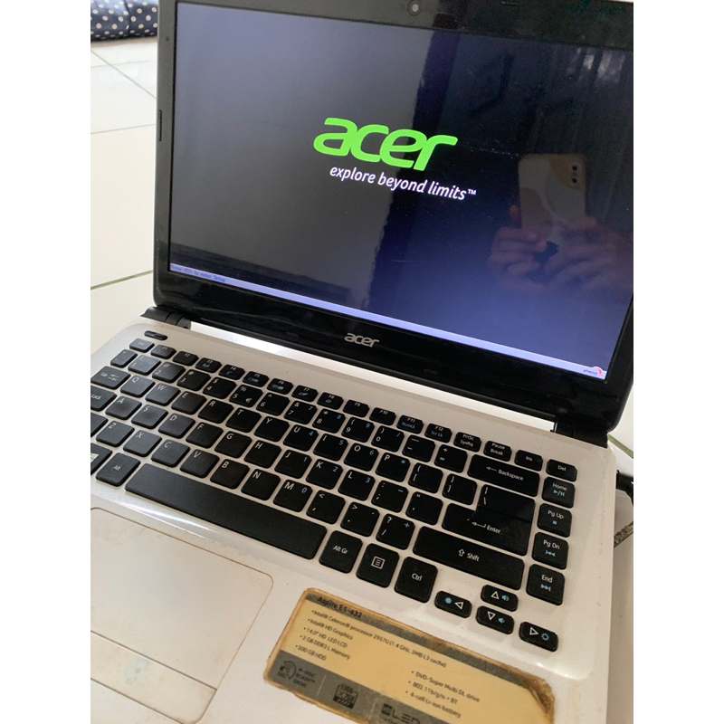 Preloved Laptop Acer Aspire E1-432