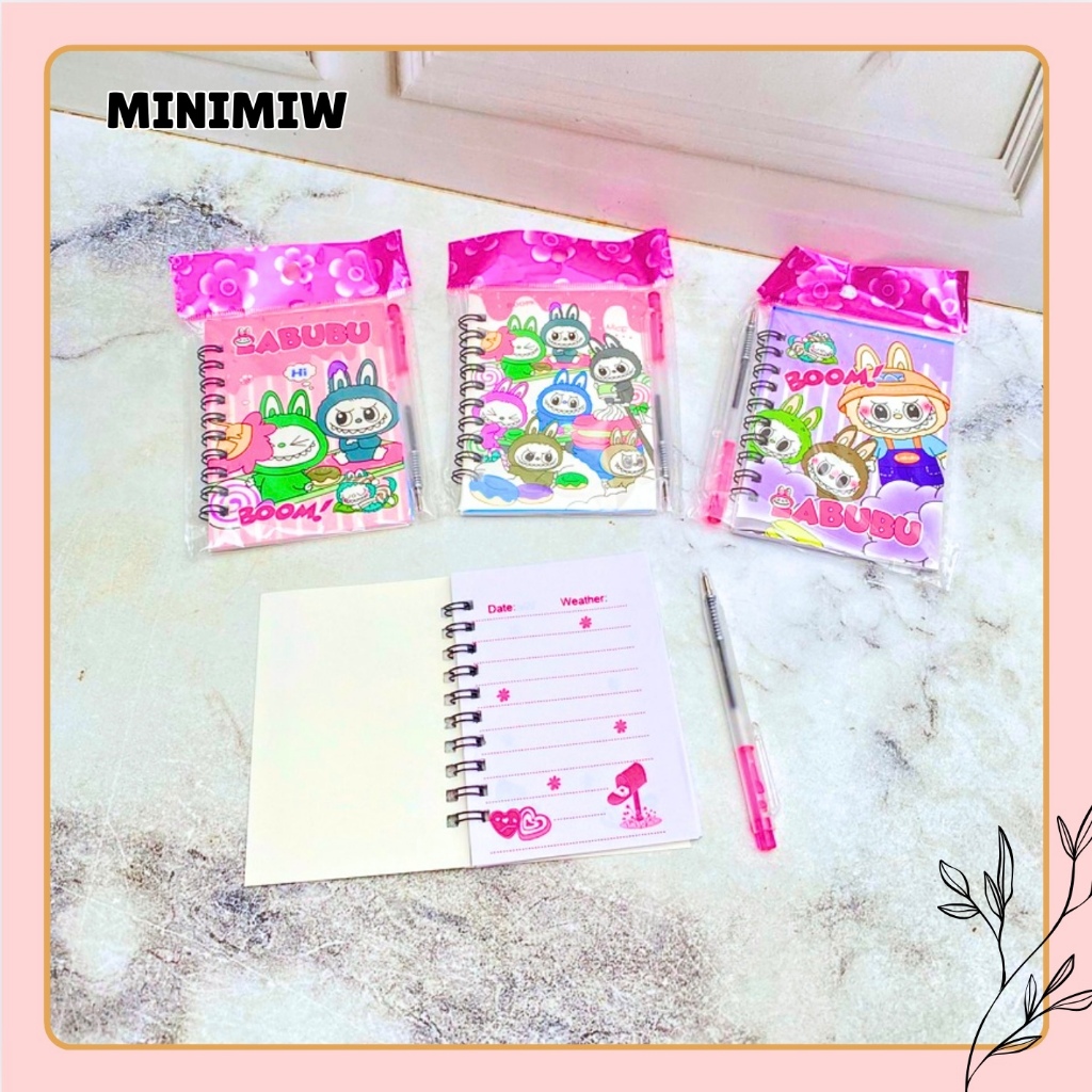 

BUKU BINDER A7 LABUBU DAPAT 1 PULPEN BK-1608 POPMART THE MONSTER TASTY MACARONS LISA BLACKPINK BOOK RING DIARY MODEL BERGARIS TULIS LUCU ANAK ALAT TULIS KANTOR SEKOLAH MURAH TERMURAH