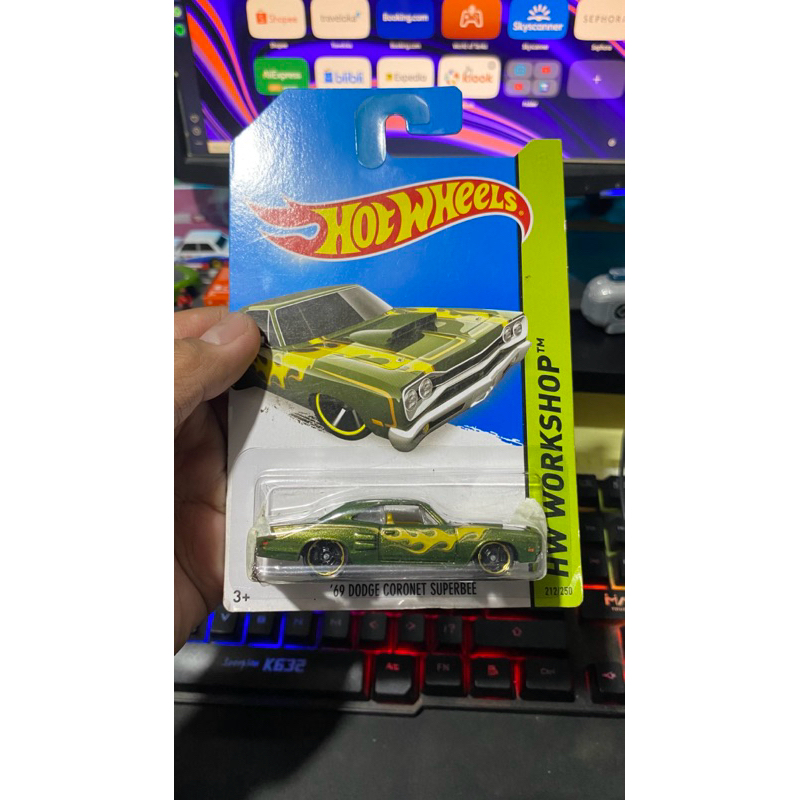 hotwheels ‘69 dodge coronet superbee