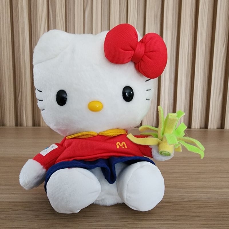 BONEKA HELLO KITTY X BIG MAC FIFA 2002 KOREA REVERSIBLE
