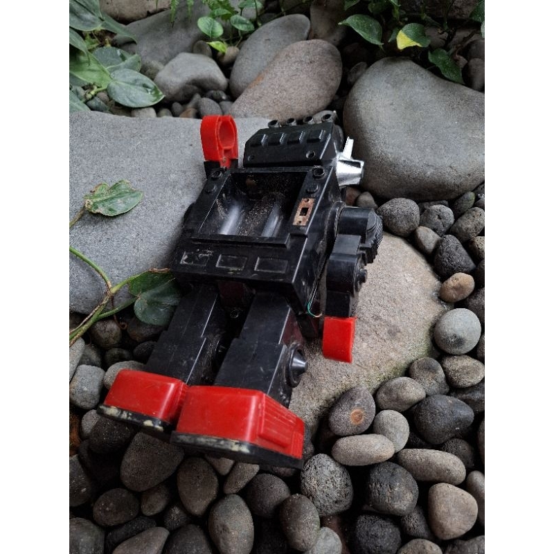 robot saturn