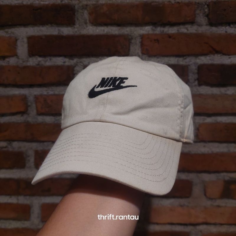 Topi Nike Heritage [BEKAS]