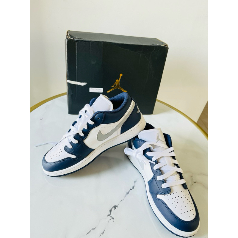 nike air jordan navy BNIB 100% original
