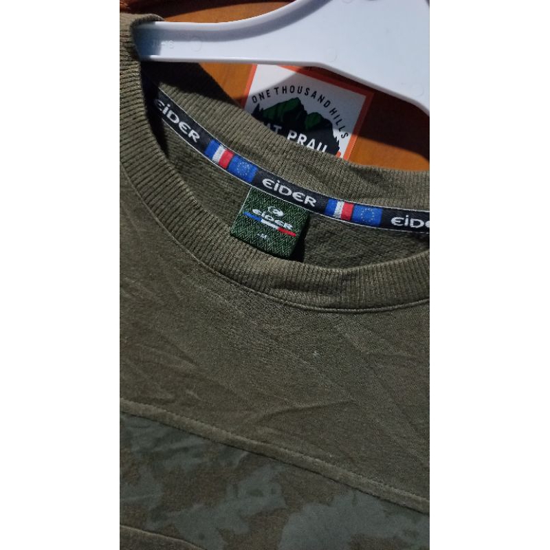 CN/Sweeater Second Brand - Eider Hijau lumut SzM