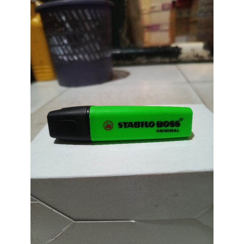 

Stabilo boss warna hijau 1 pcs