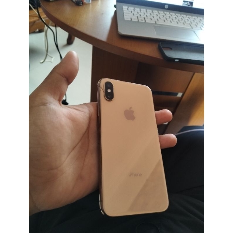 iphone xs lock