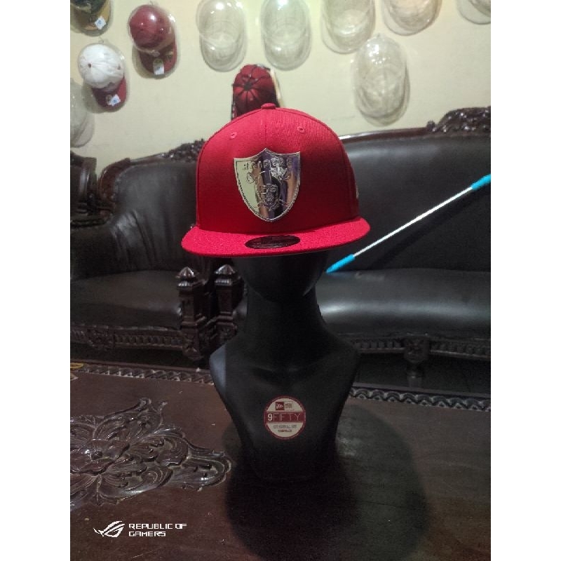 TOPI SNAPBACK NEW ERA RAIDERS 50 tahun LOGO BESI MERAH
