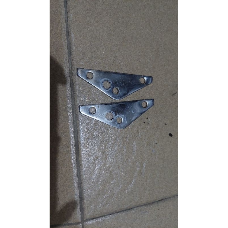 Pangkon / kuping Headlamp lampu pesek megapro gl tiger