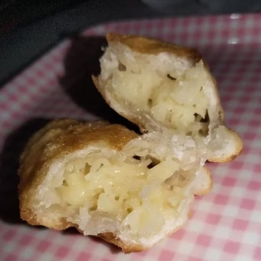

CIRENG MINTUL ISI KEJU