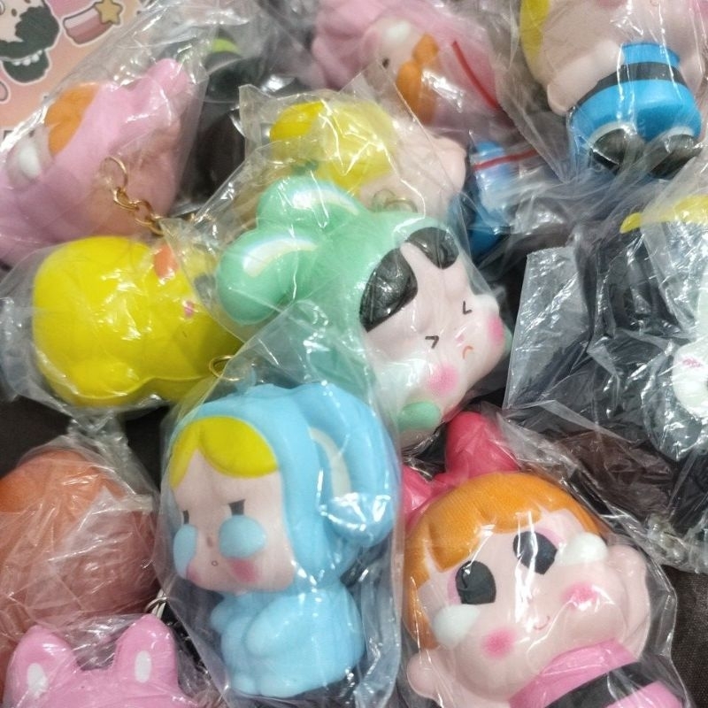 

GANTUNGAN KUNCI SQUISHY PPG CRYBABY