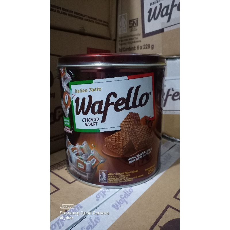 

Roma Wafer Wafello Kaleng