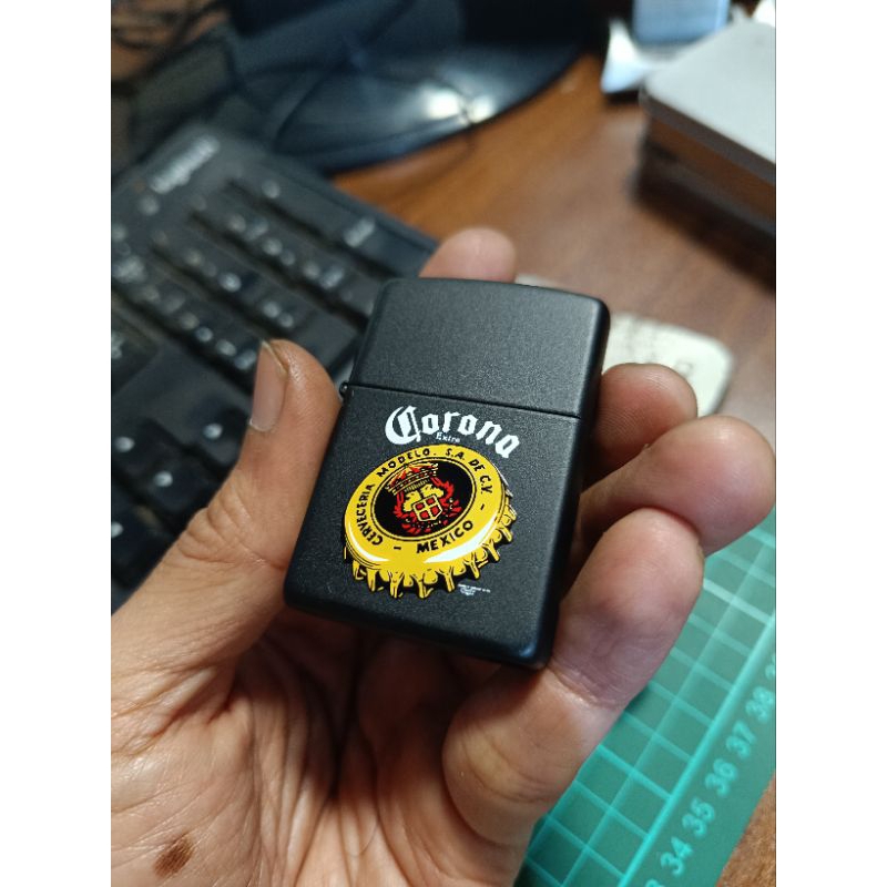 Zippo Corona Bottle Black Matte 1995
