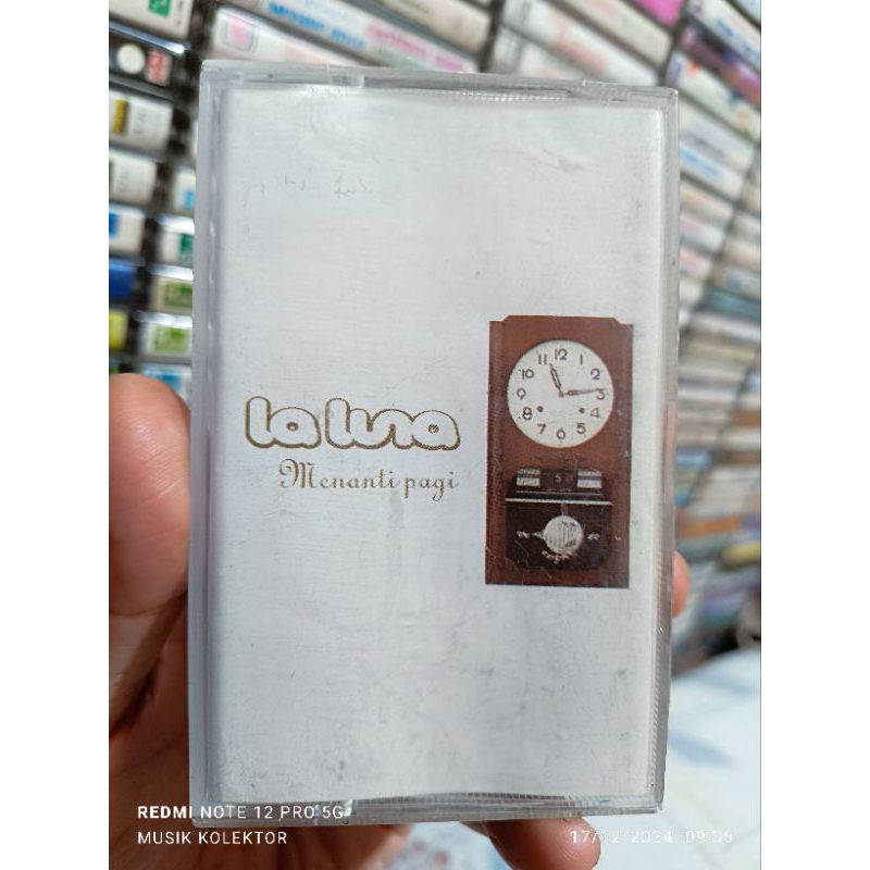 Kaset Pita : La Luna - Menanti Pagi