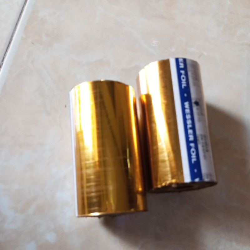 pewarna kaligrafi timbul emas