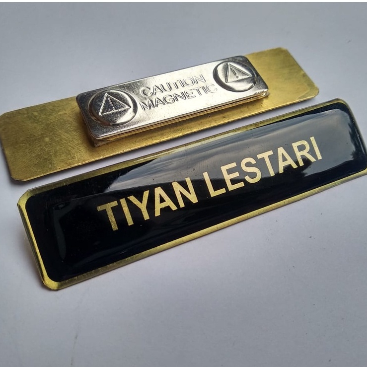 

Name Tag Kuningan,Stainless,Acrylic