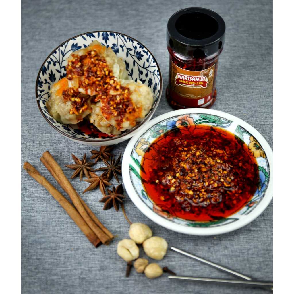 

Chili oil homemade150gr/ minyak cabe pedas berbumbu