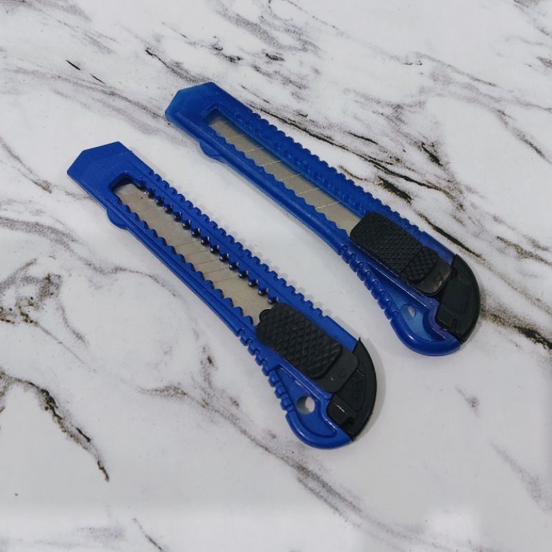 

PISAU CUTTER BESAR 14CM